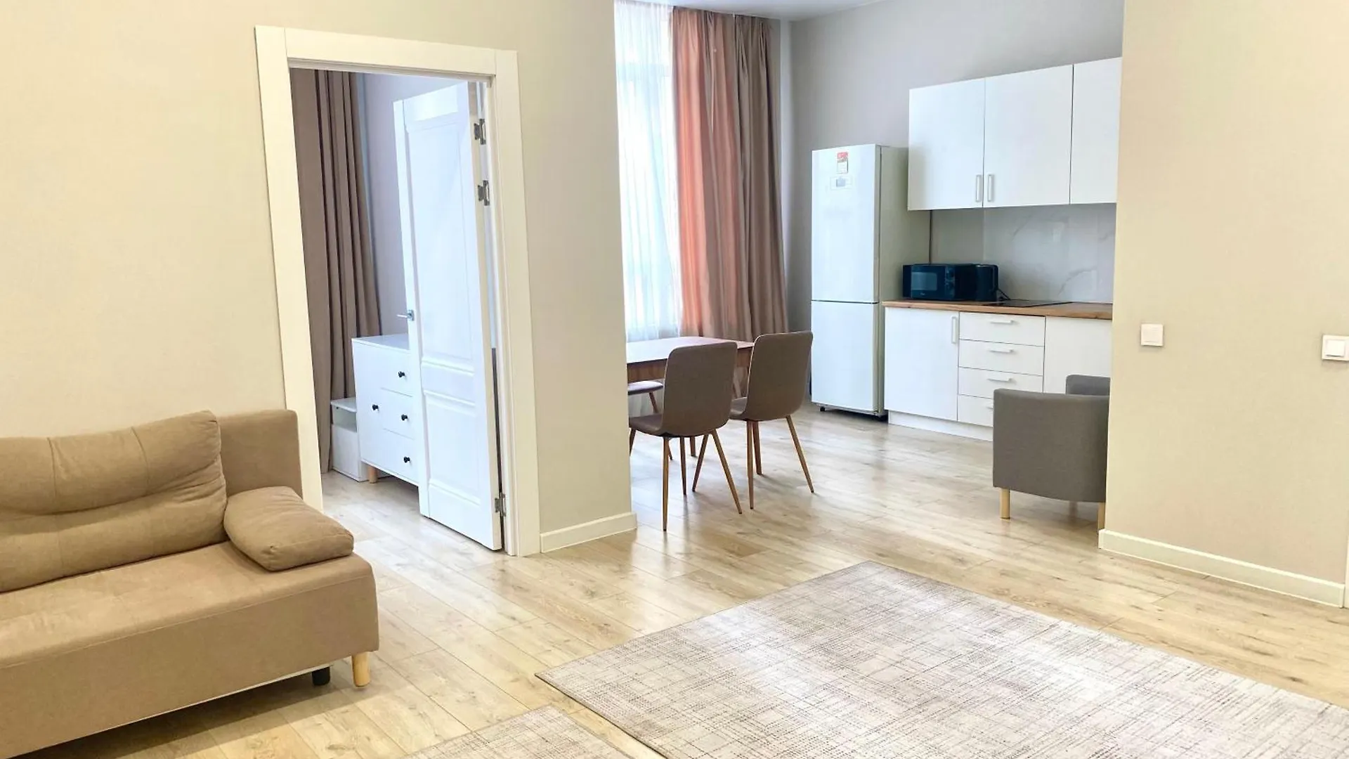 Open House2 Mega Park Apartment Almaty