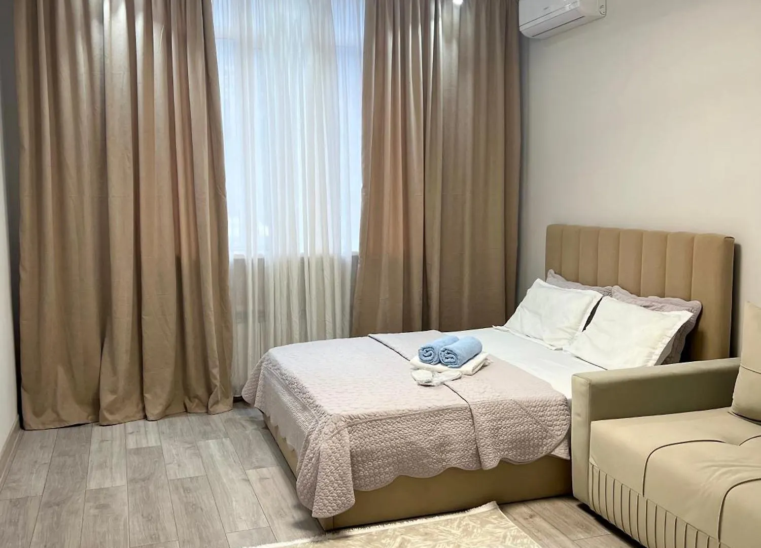 Open House2 Mega Park Apartment Almaty